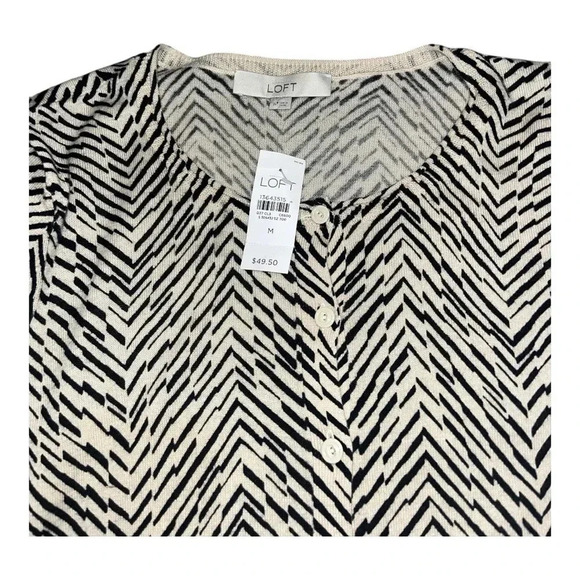 LOFT Sweaters - Ann Taylor LOFT Printed Cardigan Size M Black and Cream